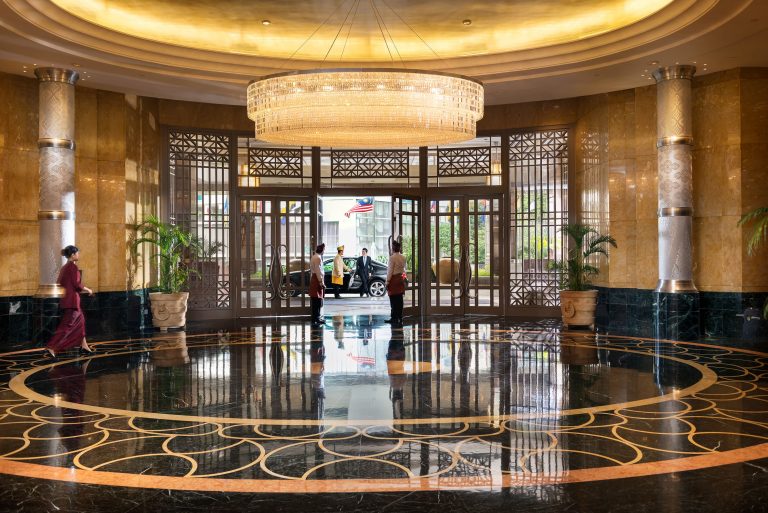 Mandarin Oriental Hotel Entrance